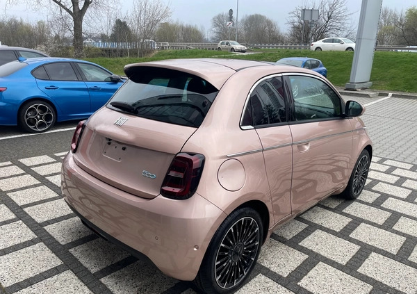 Fiat 500 cena 166300 przebieg: 1, rok produkcji 2023 z Tarnów małe 67